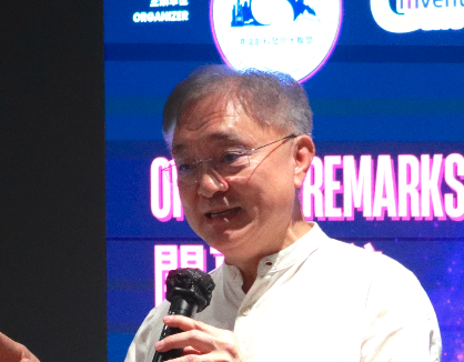 Ir Prof Andrew Young 